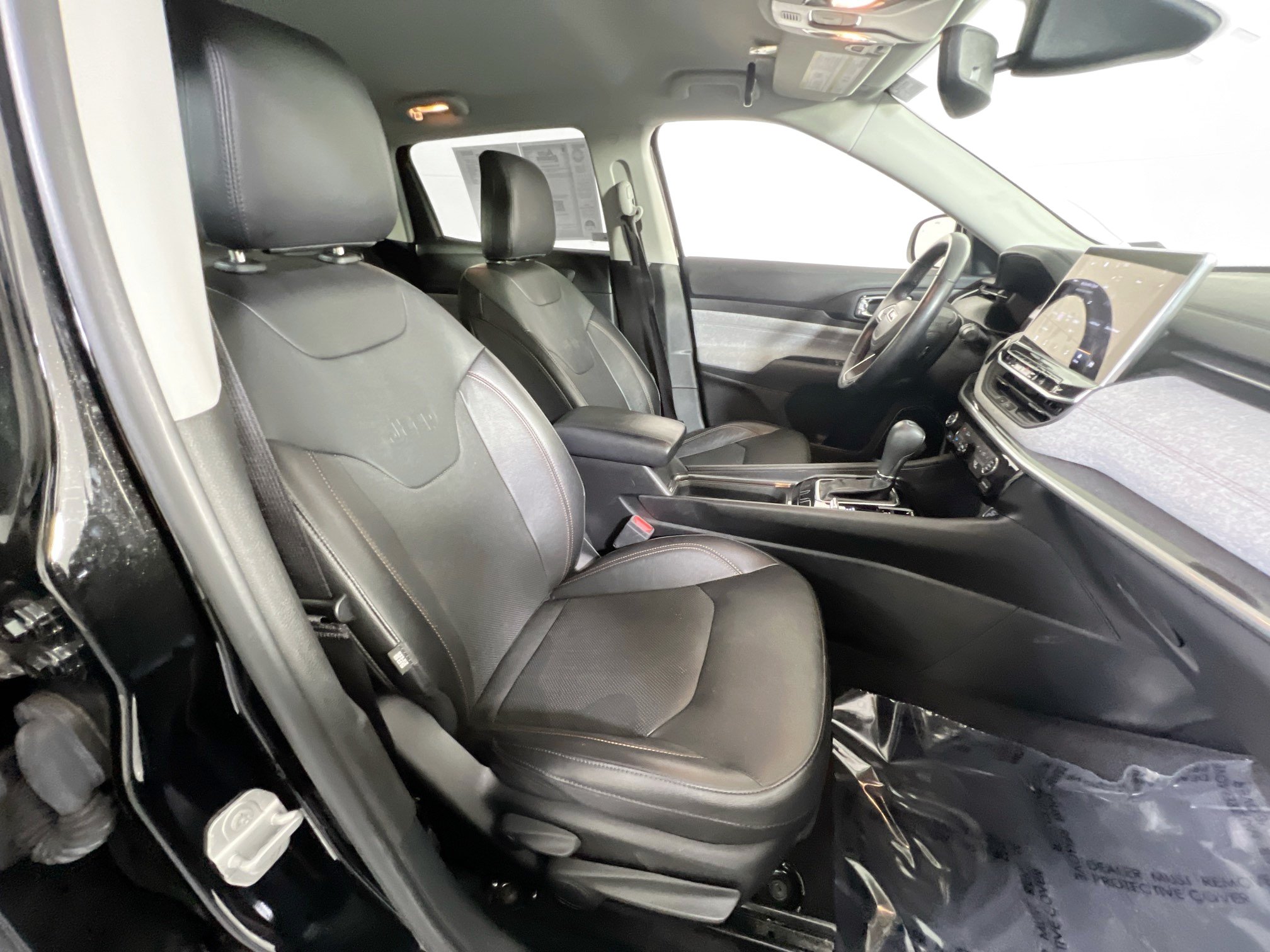 Used 2022 Jeep Compass Latitude AWD/4WD image 26