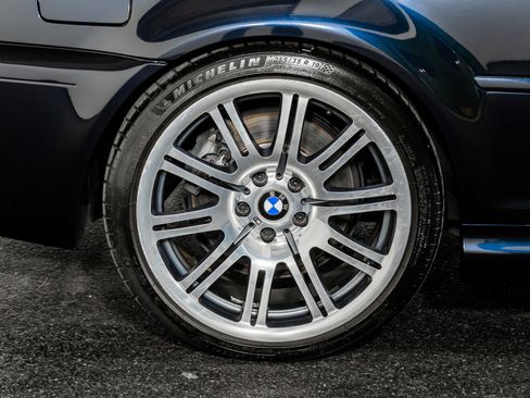 Used 2004 BMW M3 Convertible image 10