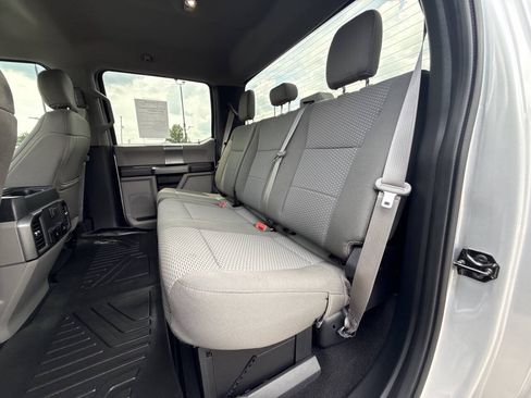 Used 2019 Ford F350 XLT w/ XLT Premium Package AWD/4WD image 15