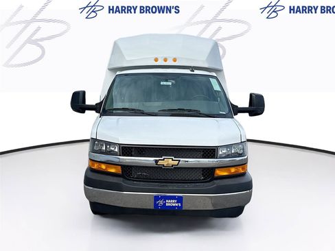 New 2025 Chevrolet Express 3500 w/ Power Convenience Package RWD image 4
