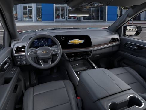 New 2026 Chevrolet Suburban LT w/ Comfort Package RWD image 16