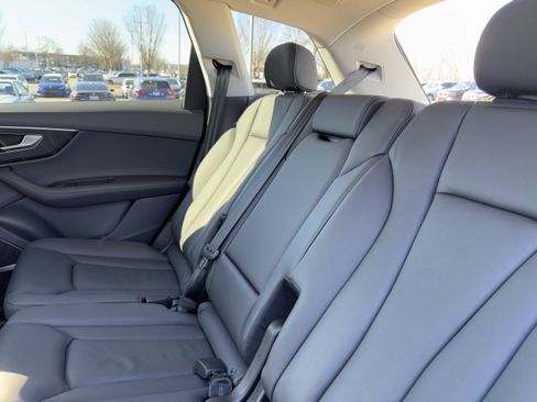 Used 2023 Audi Q7 Premium Plus w/ Premium Plus Package image 32