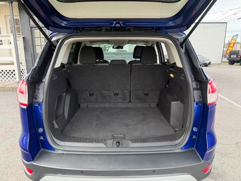 Used 2016 Ford Escape SE w/ Equipment Group 201A image 22