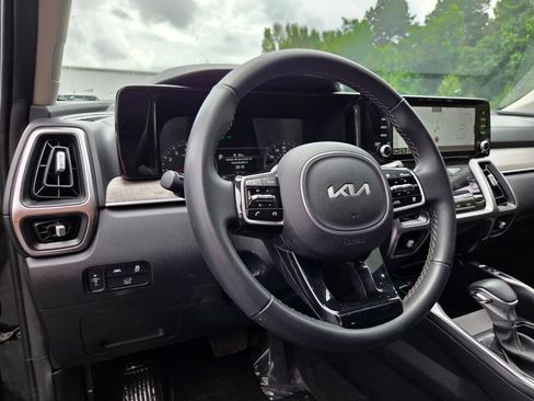 Used 2023 Kia Sorento X-Line EX AWD/4WD image 11