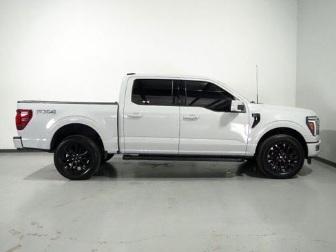 Used 2024 Ford F150 SuperCrew Lariat w/ FX4 Pkg w/ FX4 Off-Road Package AWD/4WD image 5