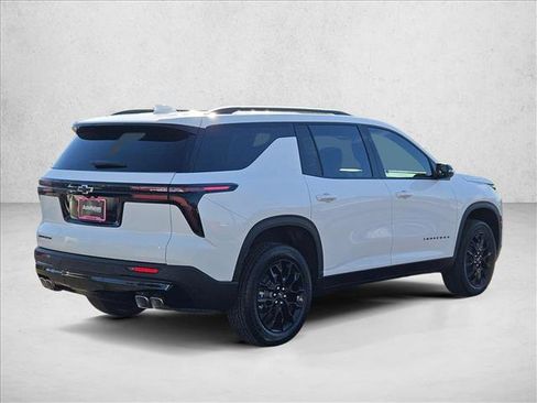 New 2026 Chevrolet Traverse LT w/ Midnight/Sport Edition image 2