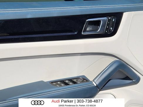 Used 2023 Porsche Cayenne AWD/4WD image 6