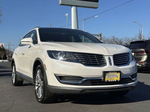 Used 2017 Lincoln MKX Reserve w/ Lincoln MKX Climate Package image 47
