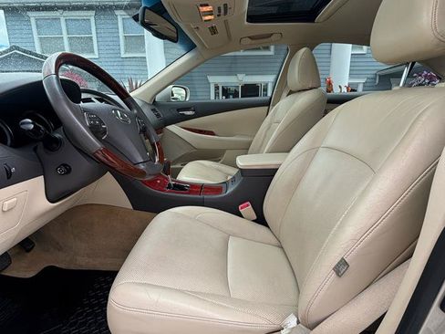 Used 2011 Lexus ES 350 FWD image 9