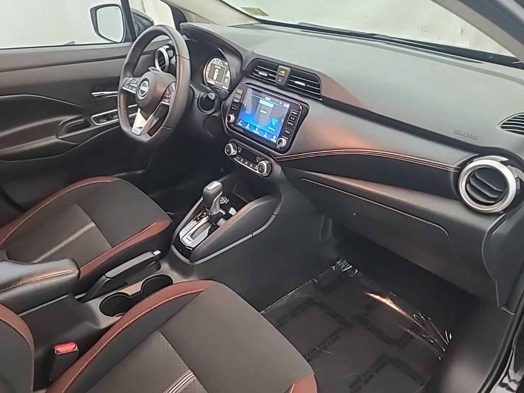Used 2024 Nissan Versa SR FWD image 14