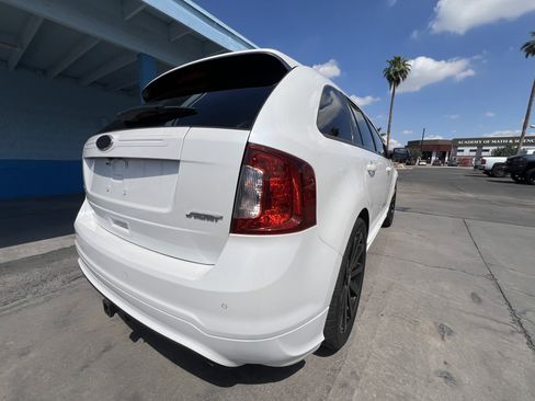 Used 2013 Ford Edge Sport w/ Driver Entry Pkg image 3