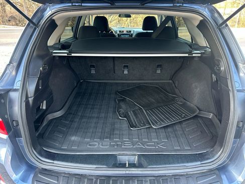 Used 2015 Subaru Outback 2.5i Premium image 14
