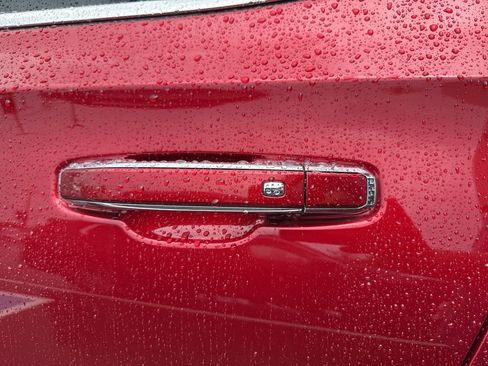 Used 2022 GMC Yukon Denali image 10