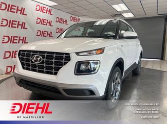 New 2026 Hyundai Venue SEL FWD video 1