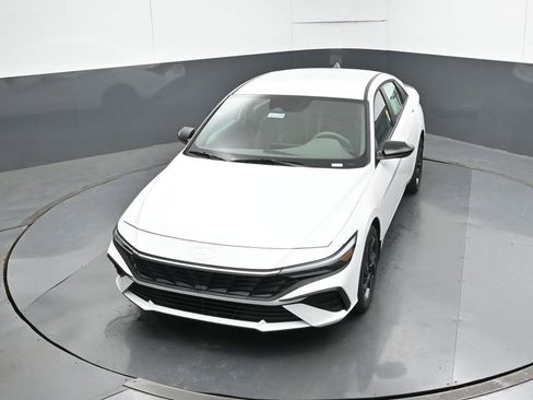 New 2026 Hyundai Elantra Sport image 17