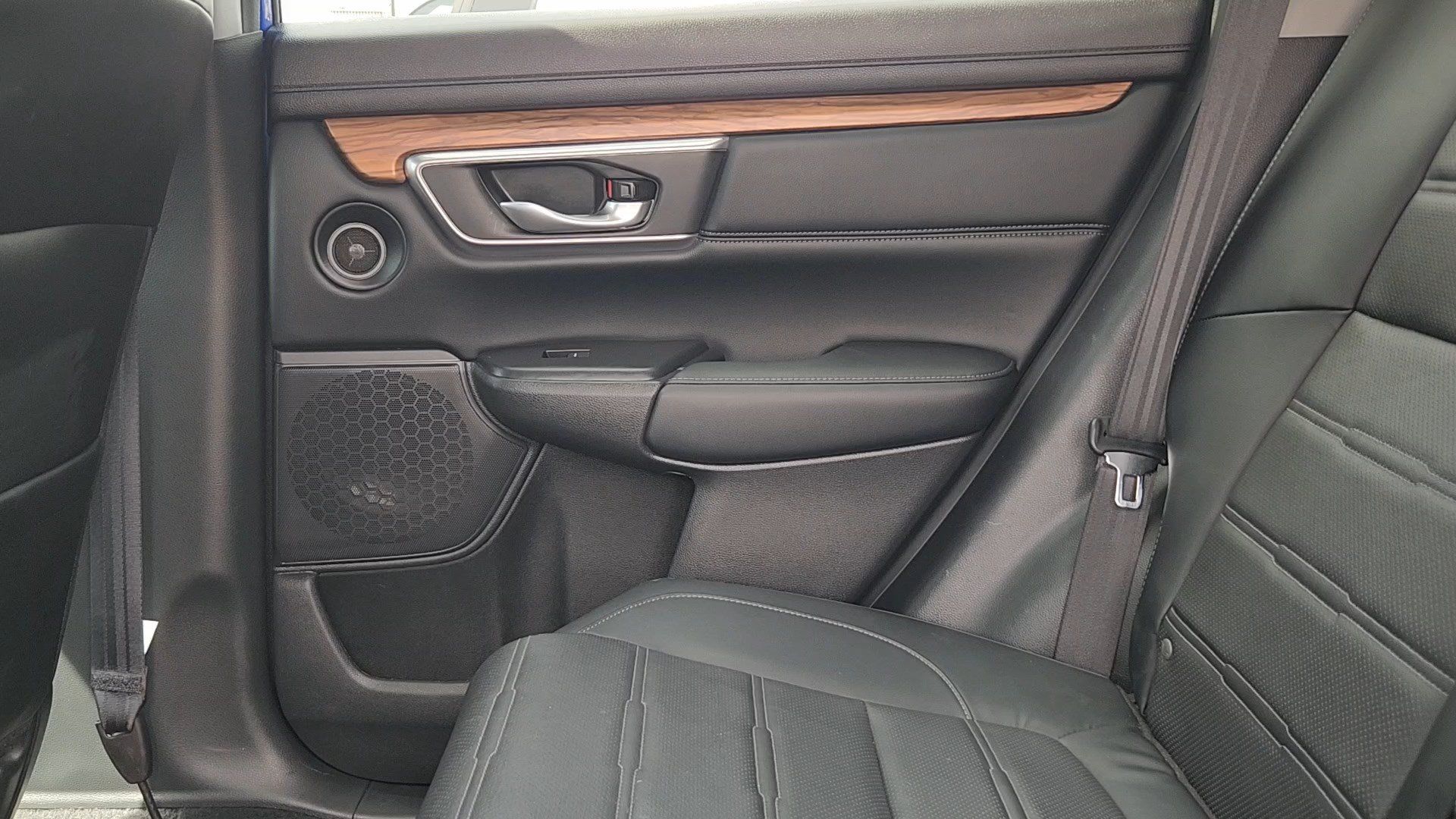 Used 2021 Honda CR-V EX-L image 15
