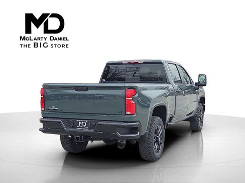 Used 2026 Chevrolet Silverado 2500 LT w/ Trail Boss Package image 5