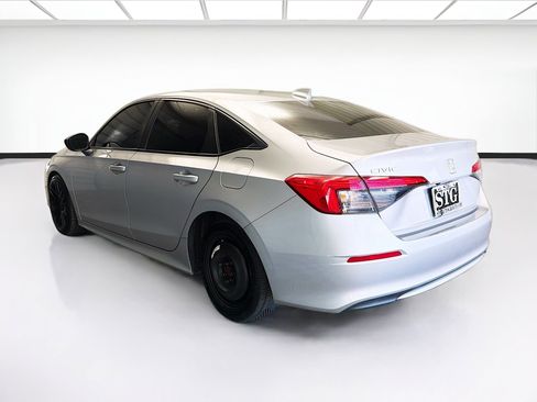 Used 2022 Honda Civic Sport image 6
