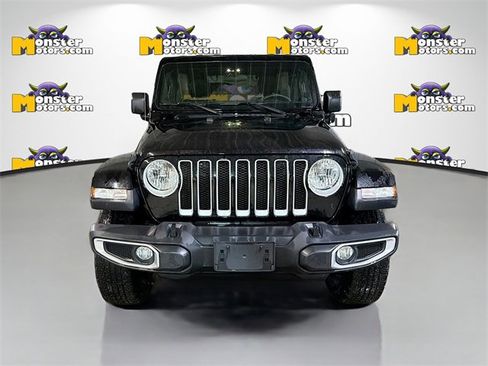 Used 2021 Jeep Wrangler Unlimited Sahara w/ Dual Top Group image 2