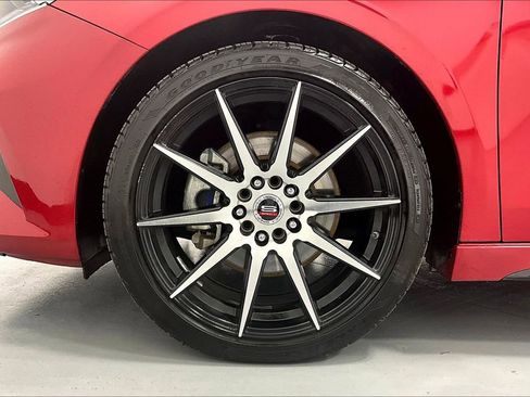 Used 2023 Kia Forte GT w/ GT2 Package image 11