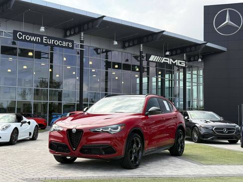Used 2024 Alfa Romeo Stelvio Veloce AWD/4WD image 1