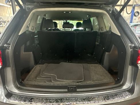Used 2023 Volkswagen Atlas SE w/ Black Wheel Package AWD/4WD image 29
