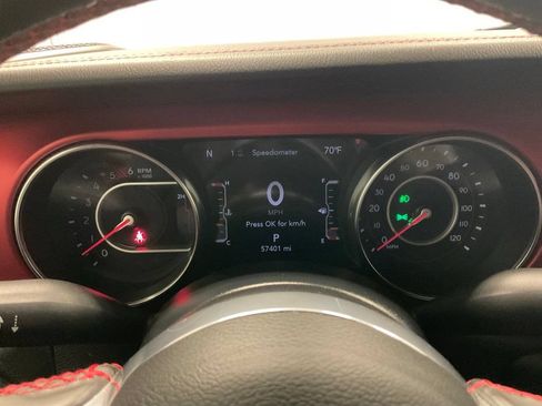 Used 2022 Jeep Gladiator Rubicon w/ Cold Weather Group AWD/4WD image 22