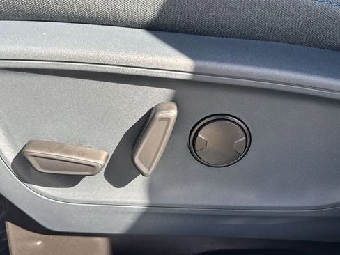 New 2025 Ford Maverick XLT w/ XLT Luxury Package image 12