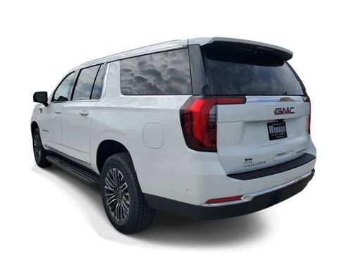 New 2026 GMC Yukon XL Elevation image 4