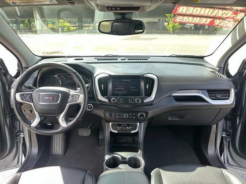 Used 2024 GMC Terrain SLT AWD/4WD image 10