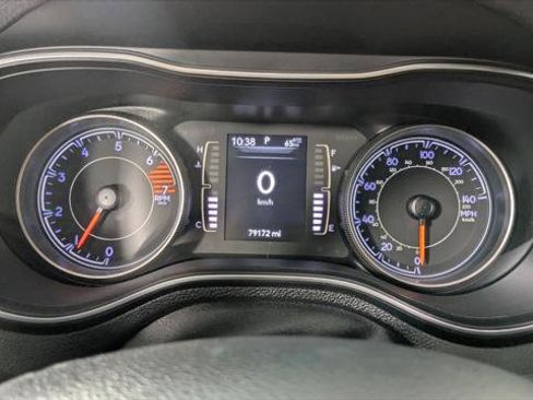 Used 2020 Jeep Cherokee Latitude AWD/4WD image 22