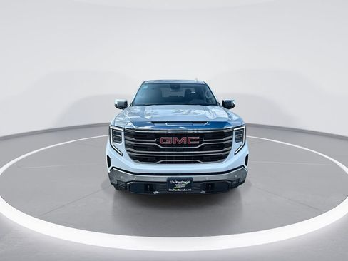 New 2026 GMC Sierra 1500 SLT RWD image 3