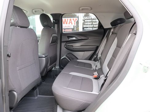 New 2026 Chevrolet TrailBlazer LT w/ Convenience Package AWD/4WD image 25