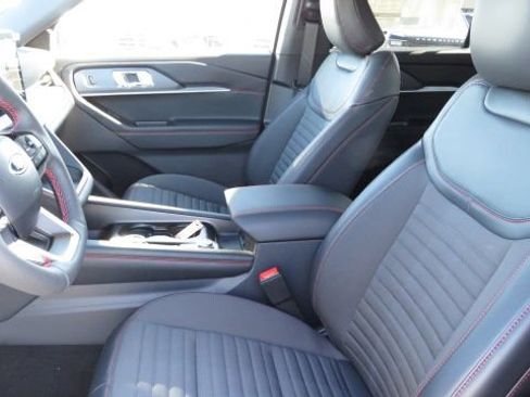 New 2026 Ford Explorer ST-Line image 4