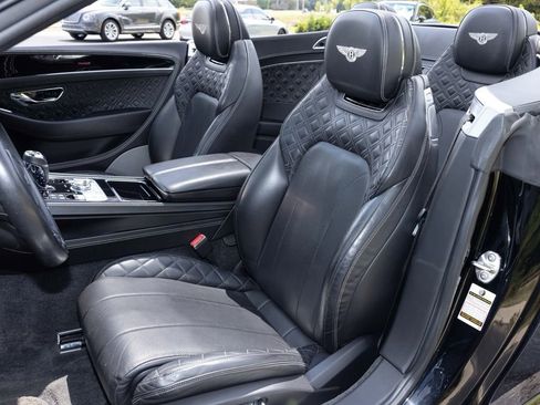 Used 2021 Bentley Continental GT image 26