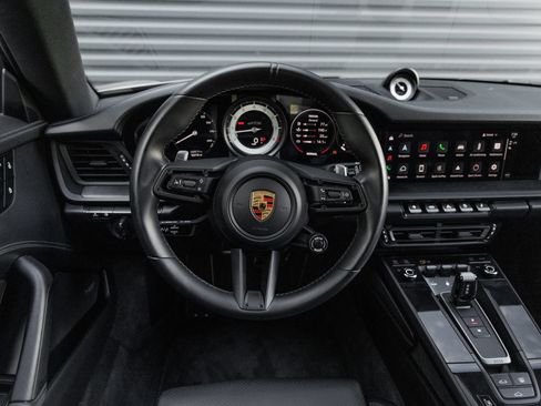 Certified 2023 Porsche 911 Carrera GTS RWD image 17