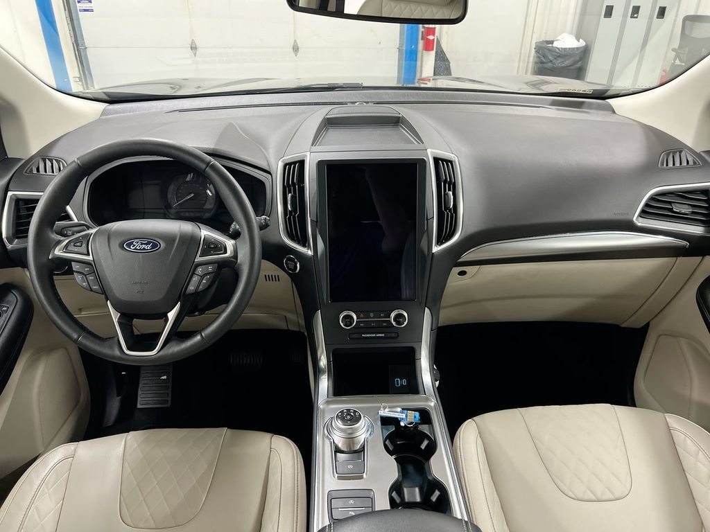 Used 2023 Ford Edge Titanium w/ Cargo Accessory Package AWD/4WD image 10