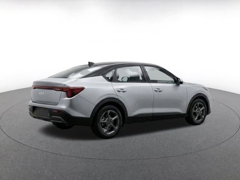 Used 2025 Kia K4 FWD image 9