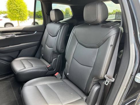 Used 2023 Cadillac XT6 Premium Luxury w/ Technology Package FWD image 26