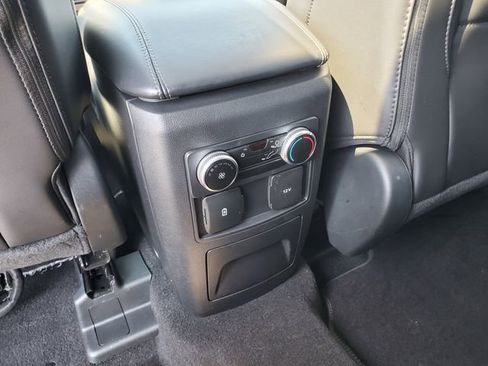 Used 2024 Ford Explorer XLT w/ Equipment Group 202A AWD/4WD image 29