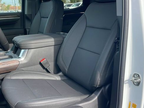 New 2026 GMC Sierra 1500 SLT w/ SLT Premium Plus Package AWD/4WD image 13