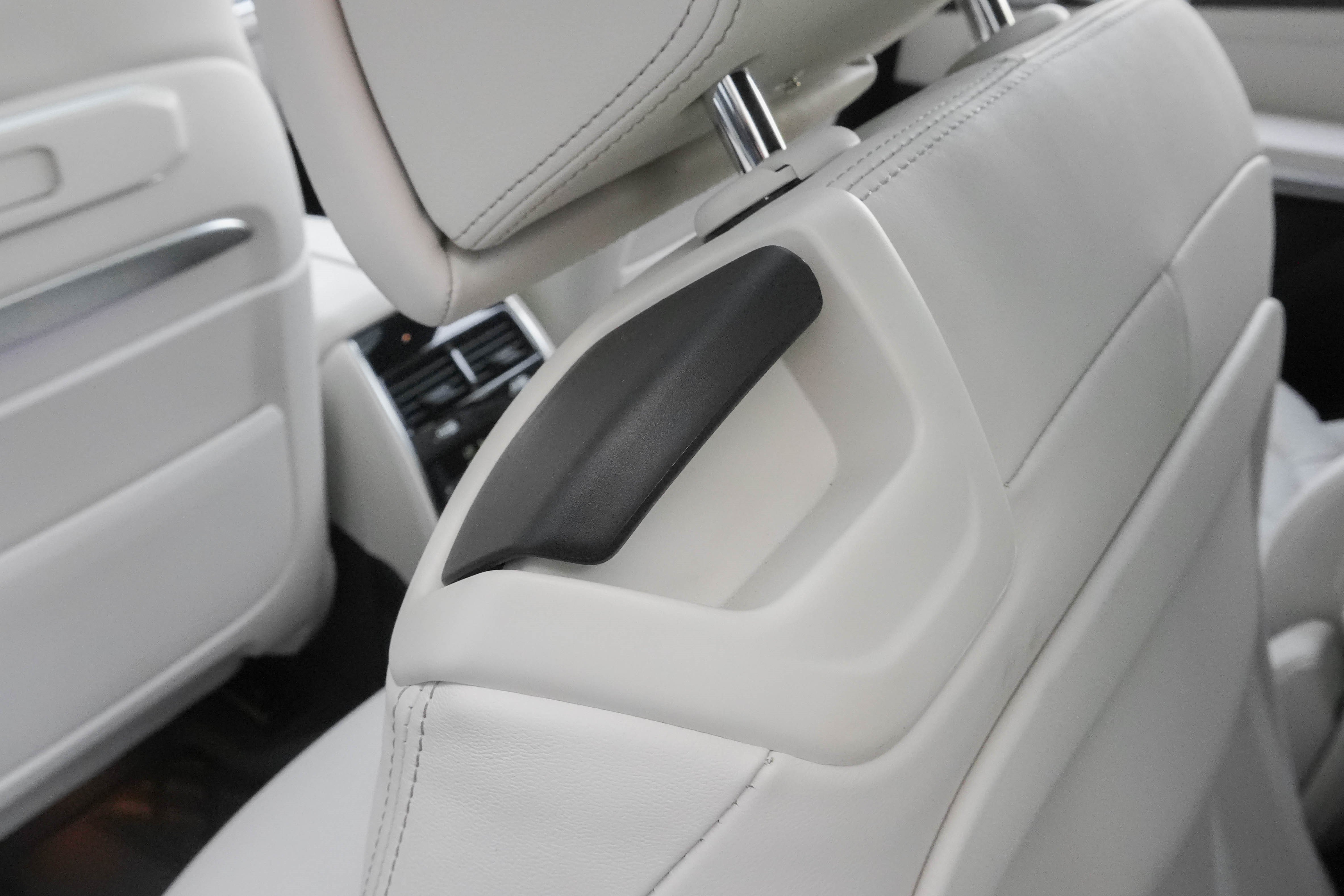 Certified 2024 BMW X7 M60i AWD/4WD image 43