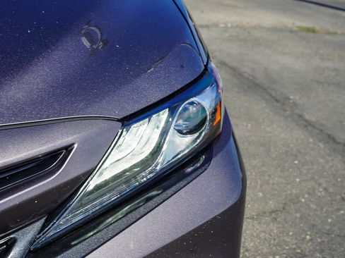 Used 2021 Toyota Camry XSE w/ Navigation Upgrade Package image 10