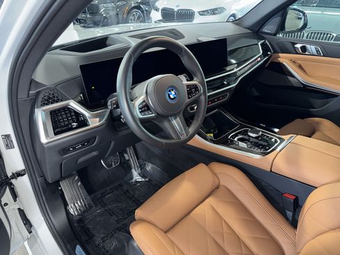 Used 2026 BMW X5 xDrive50e w/ M Sport Package AWD/4WD image 20