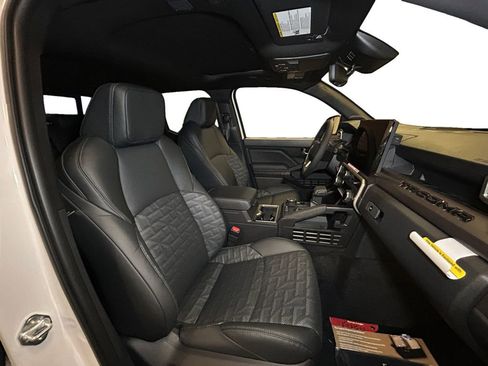 New 2026 Toyota Tacoma TRD Off-Road AWD/4WD image 15