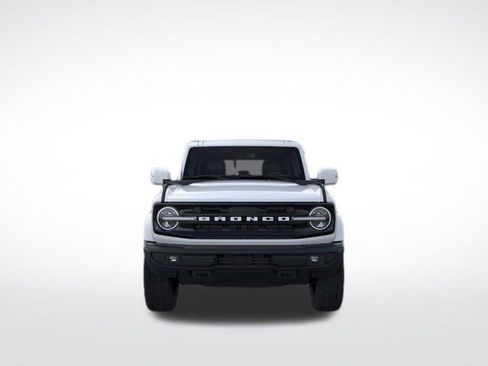 New 2025 Ford Bronco Outer Banks image 9