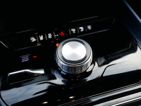 Used 2022 Jeep Wagoneer Series I w/ Convenience Group I image 24