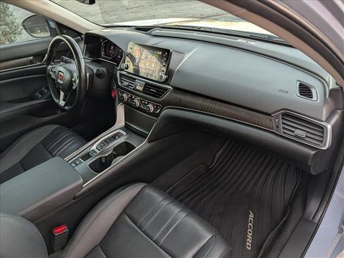Used 2021 Honda Accord Touring image 14
