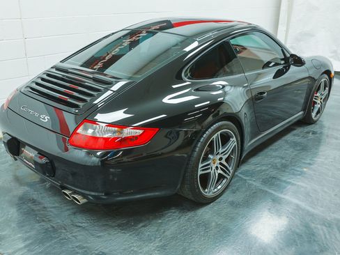 Used 2008 Porsche 911 Carrera 4S image 25