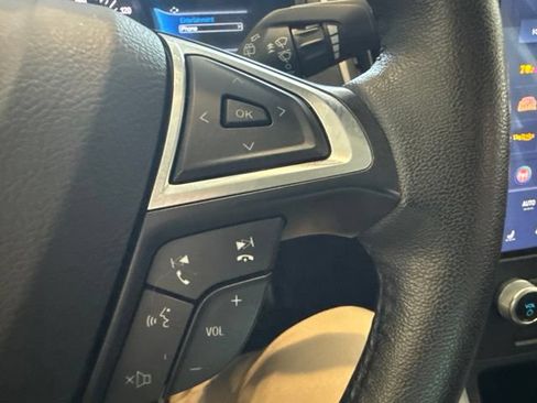 Used 2024 Ford Edge SEL AWD/4WD image 18